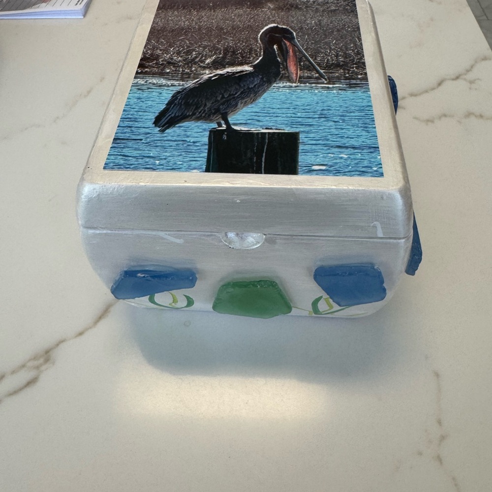 Pelican Design Storage Box